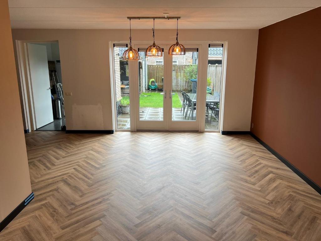 Vakkundig een pvc vloer laten leggen door een stoffeerder, Diensten en Vakmensen, Vloerleggers en Parketteurs, Garantie, Vloeren gieten