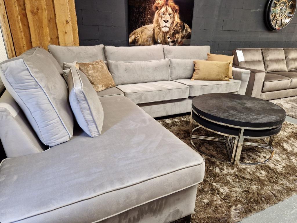 Foto 3 van Voorraad Actie | Lounge | Velvet hoekbank | Showroom Utrecht