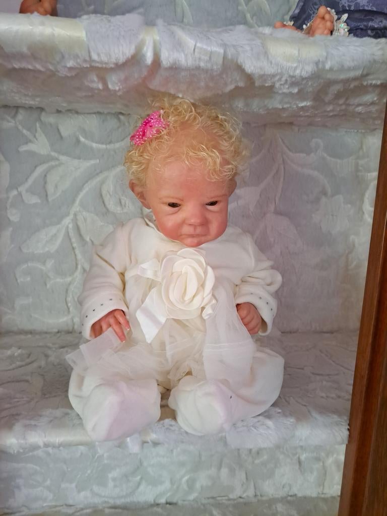 Reborn Sally, Ophalen of Verzenden, Pop