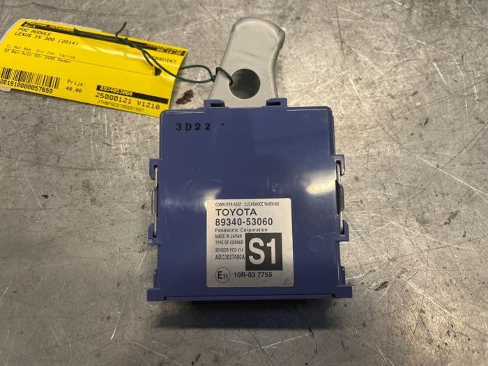 PDC Module van een Lexus IS 300, Gebruikt, -, -, -