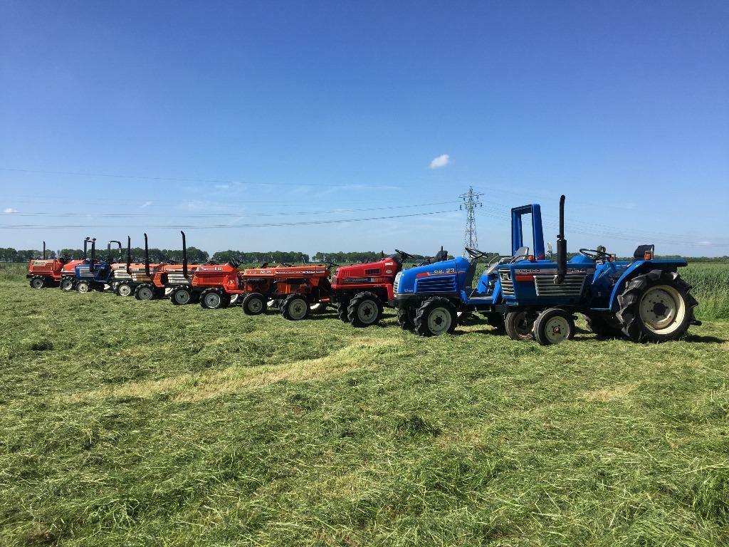 Mini tractoren en werktuigen., Zakelijke goederen, Ophalen of Verzenden