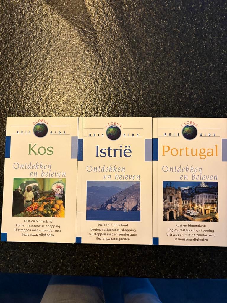 Globus Reisgidsen: Kos, Istrië, Portugal, Ophalen of Verzenden, Zo goed als nieuw, Europa, Reisgids of -boek