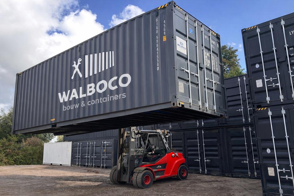 Grote voorraad nieuw en gebruikte zeecontainers