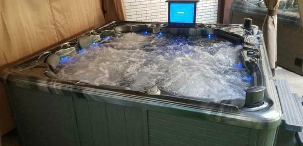 Foto 8 van ‼️INKOOP ALLE JACUZZI'S EN ZWEMSPA'S ‼️