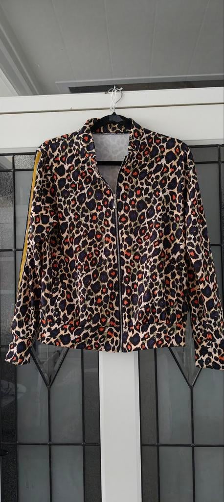 Nieuwstaat leopard jackje one size, Ophalen of Verzenden, Zo goed als nieuw, Maat 38/40 (M), Bruin