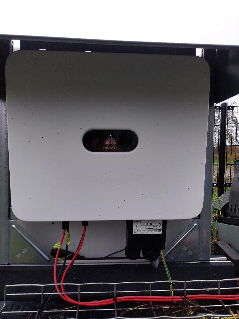pv omvormer, Doe-het-zelf en Verbouw, Zonnepanelen en Toebehoren, Ophalen of Verzenden, Zo goed als nieuw, Overige typen