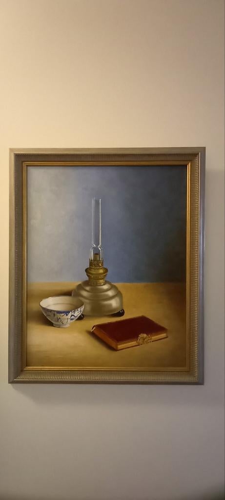 Stil leven van een oude olielamp/ schaaltje en bijbel, Ophalen of Verzenden, Minder dan 50 cm, Schilderij, Minder dan 50 cm