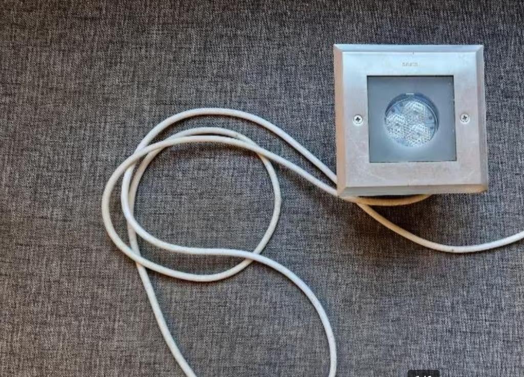 Simes buiten spot waterdicht, Tuin en Terras, Buitenverlichting, Minder dan 50 watt, Ophalen of Verzenden, Rvs, Netvoeding