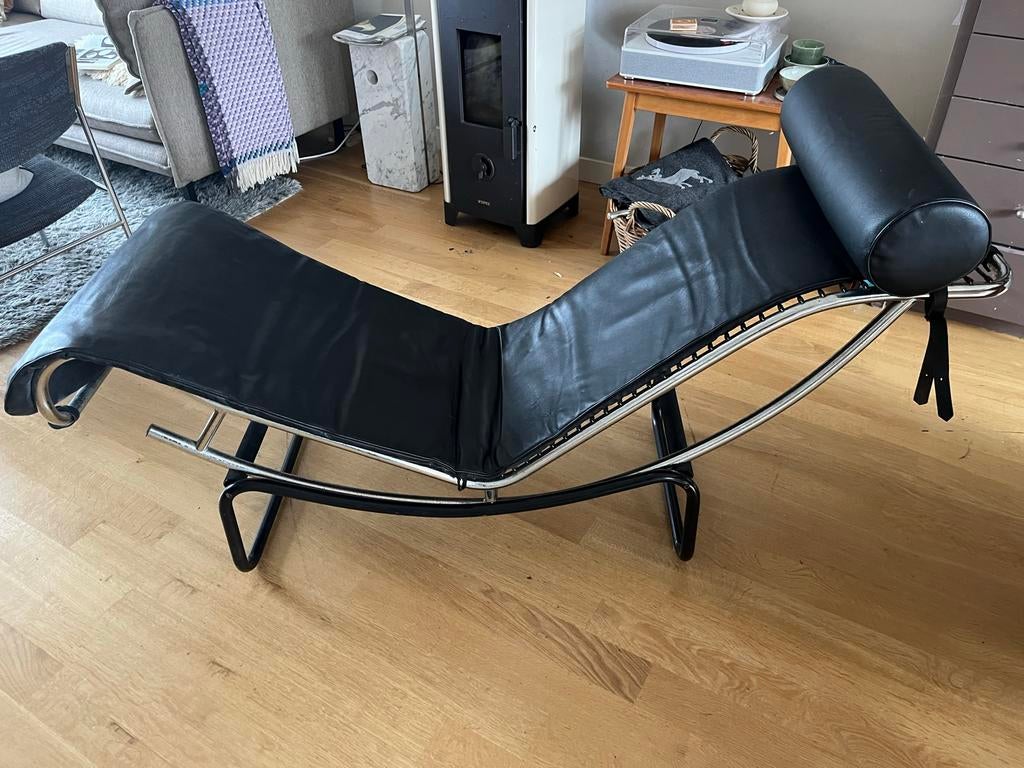 LC4 Le Corbusier Chaise Longue rundleder Replica - Jaren 80, Ophalen, Gebruikt, Eenpersoons, Minder dan 150 cm