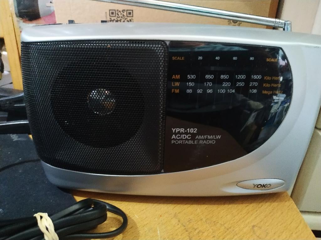 YOKO YPR-102 radio, Ophalen of Verzenden, Zo goed als nieuw, Radio