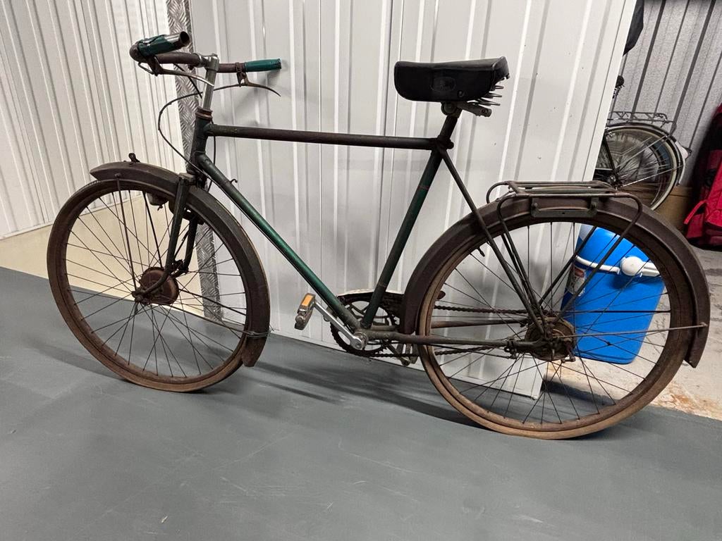 Oldtimer fiets. Merk onbekend, Fietsen en Brommers, Fietsen | Oldtimers, 55 tot 59 cm, Ophalen, Trommelrem, Jaren '60 of nieuwer
