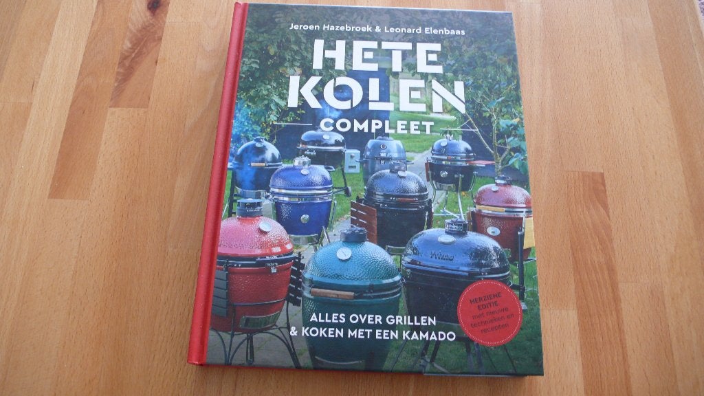 kamado boek koken en grillen., Tuin en Terras, Barbecue-accessoires, Ophalen of Verzenden, Nieuw, Jeroen Hazebroek en Leonard Elenbaas.