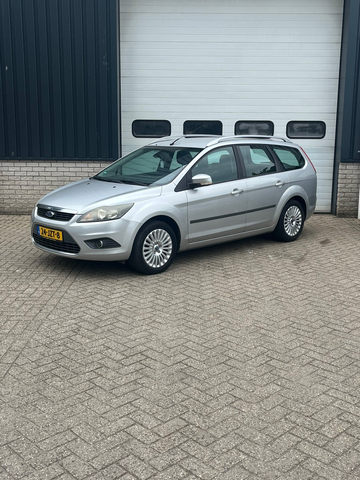 Ford Focus 1.8 92KW Wagon 2009 Grijs, Auto's, 125 pk, 4 cilinders, 57 €/maand, Focus