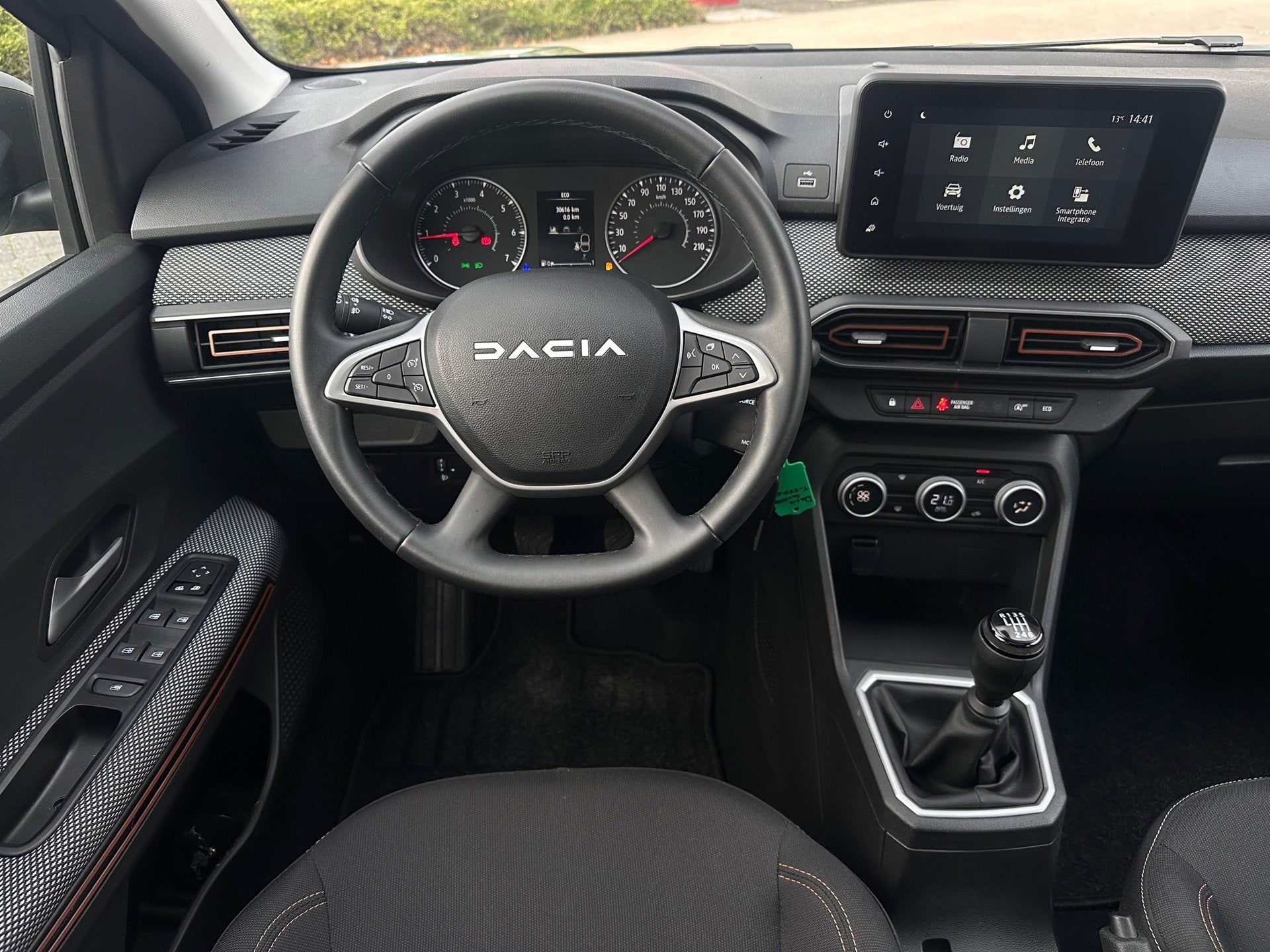 Dacia Sandero Stepway 1.0 TCe 110 Expression|Trekhaak|Panoda, Auto's, Voorwielaandrijving, Stof, Gebruikt, 1081 kg