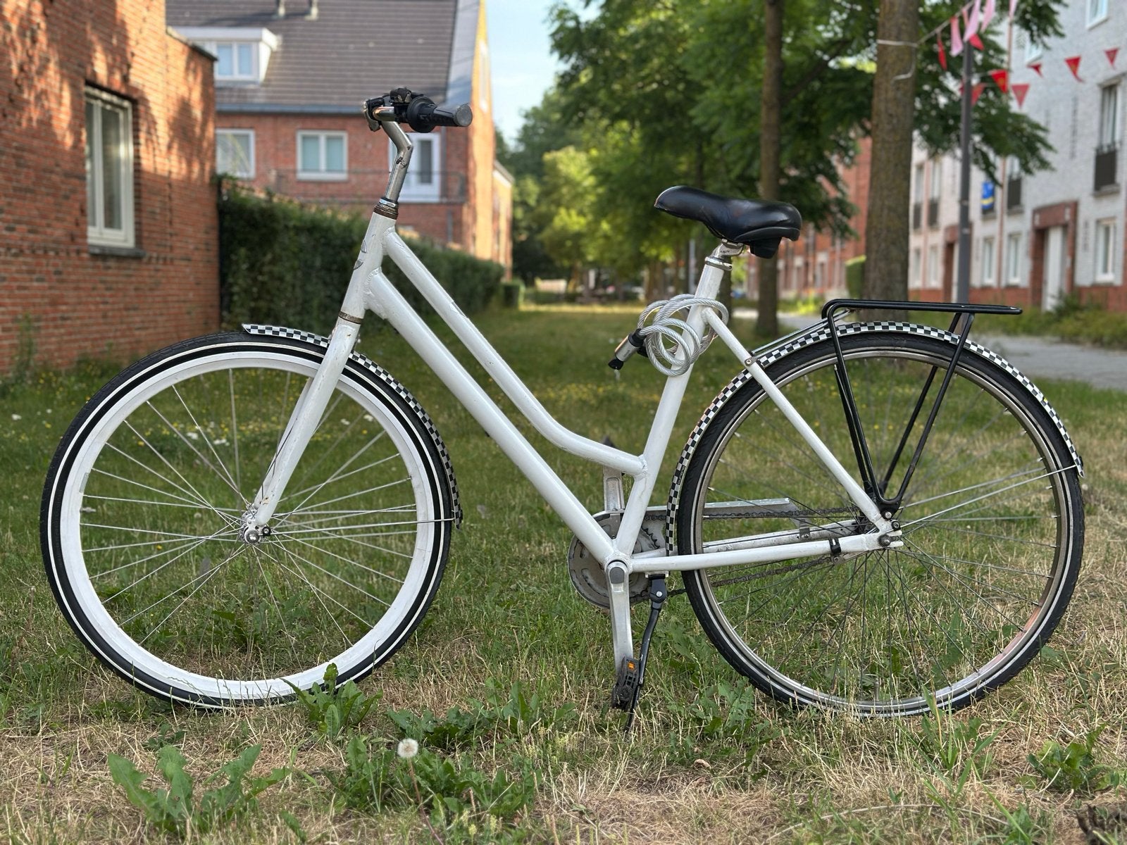 Witte Cortina 28 inch fiets - perfecte staat, incl. accessoi, Terugtraprem, Versnellingen, Zo goed als nieuw, 50 tot 53 cm