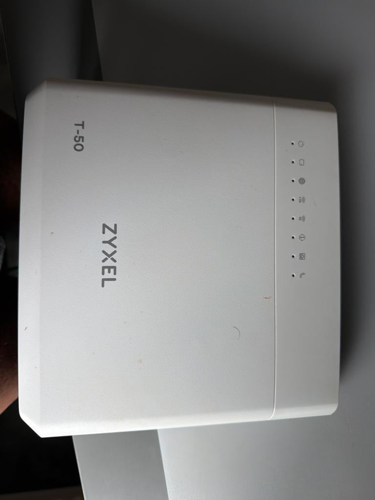 Zyxel T-50 VDSL2/ADSL2+ Modem Router, Computers en Software, Routers en Modems, Ophalen of Verzenden, Zo goed als nieuw, Router met modem