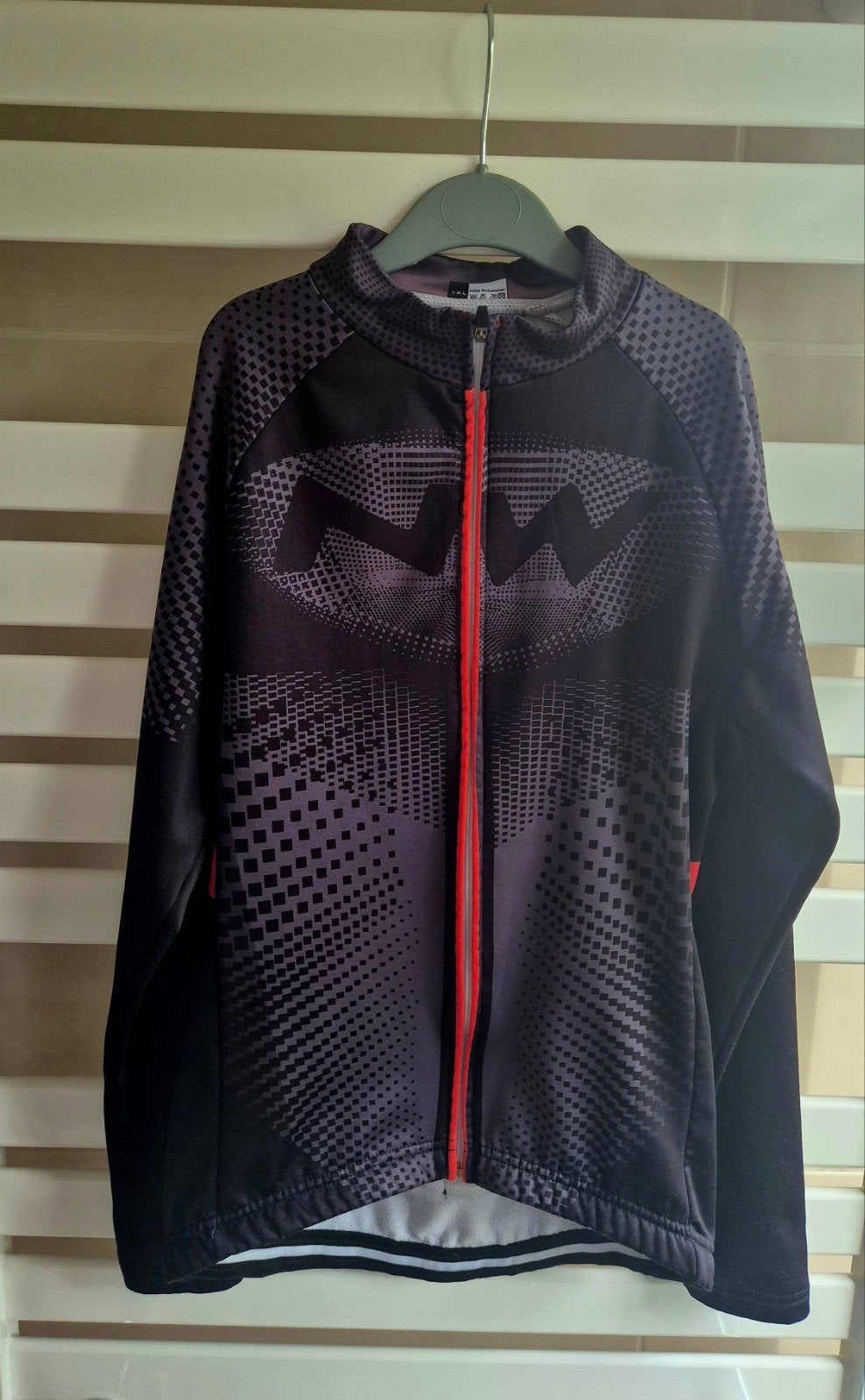 Mountainbikevest Jongen - Antraciet, Zwart, Rood - 3XL, Gebruikt, Kinderen, Overige maten, Ophalen of Verzenden