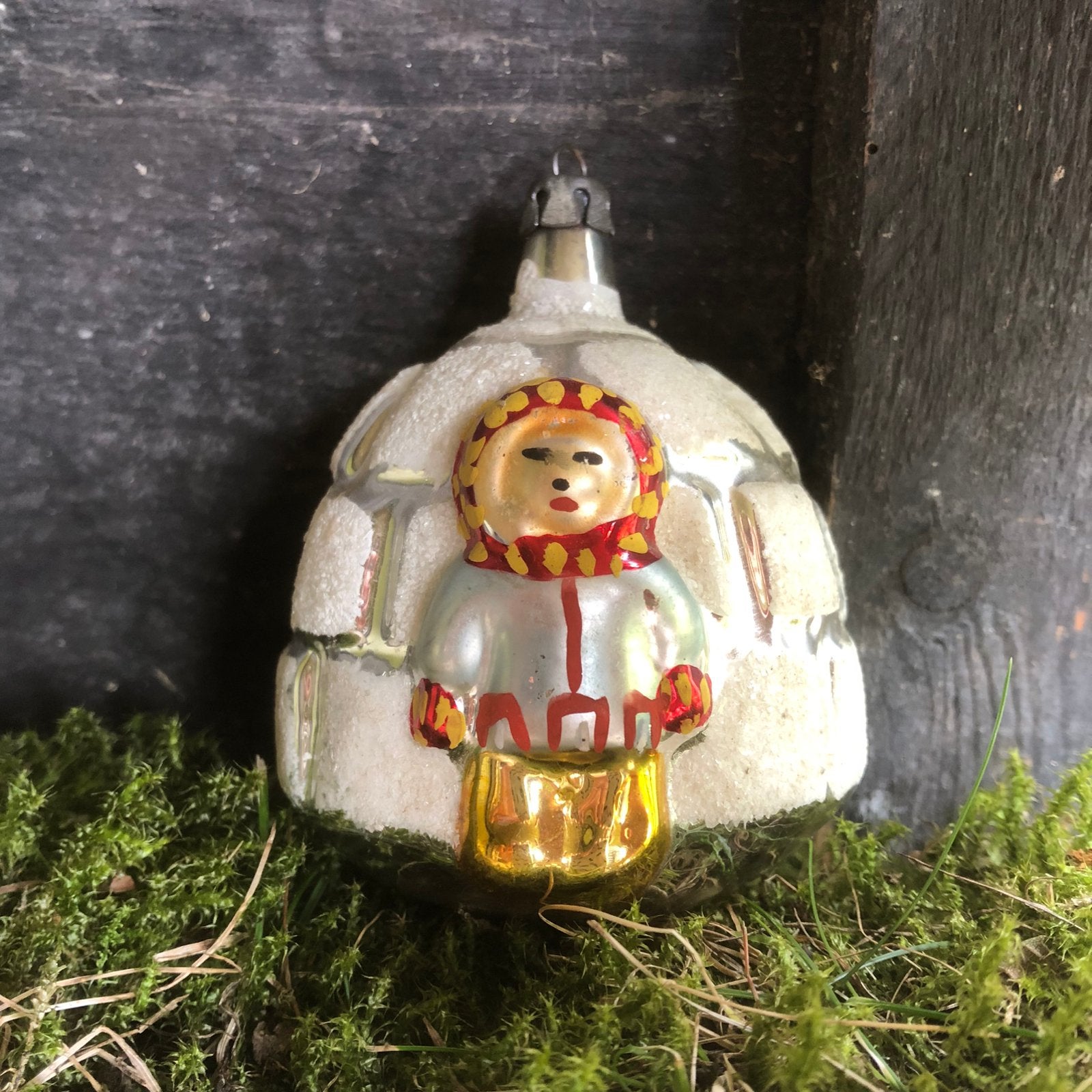 Oude kerstbal iglo met eskimo, Antiek en Kunst, Ophalen of Verzenden