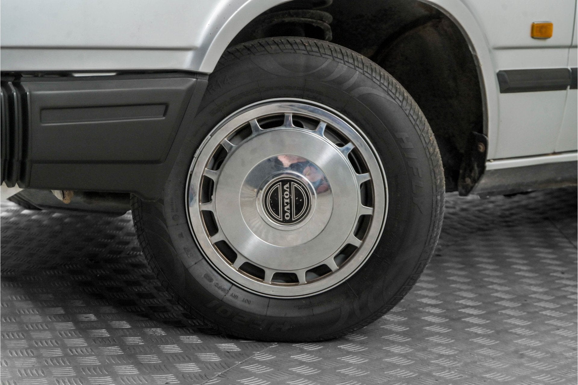 Volvo 740 (bj 1987), foto 4