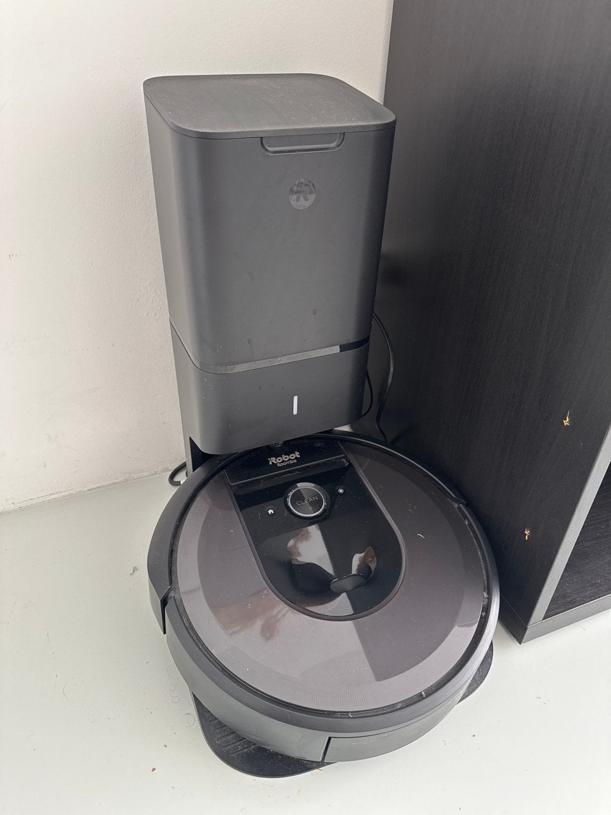 Roomba i7+ Robotstofzuiger met Clean Base - Gebruikt, Ophalen, Gebruikt, IRobot, Automatisch legen