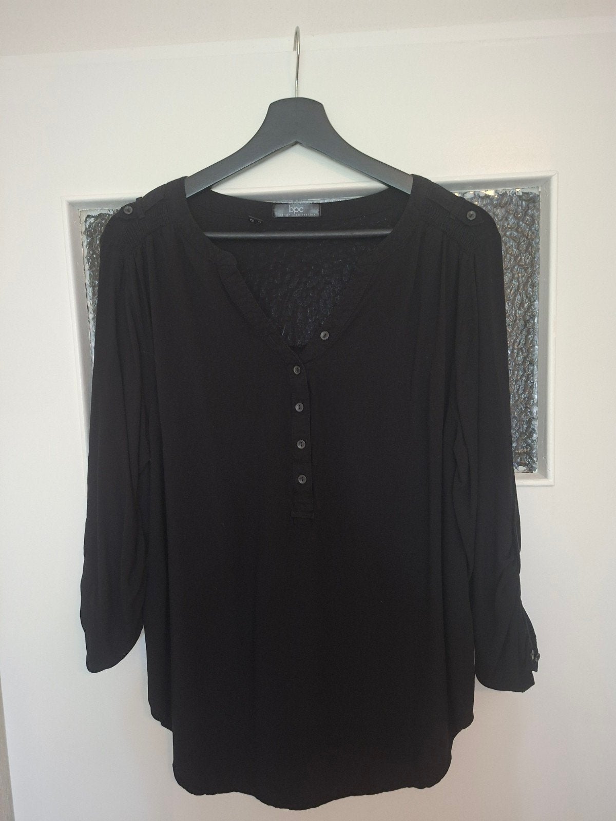 2  dezelfde dames blouses bonprix maat 40, Maat 38/40 (M), Bonprix, Zwart, Ophalen of Verzenden