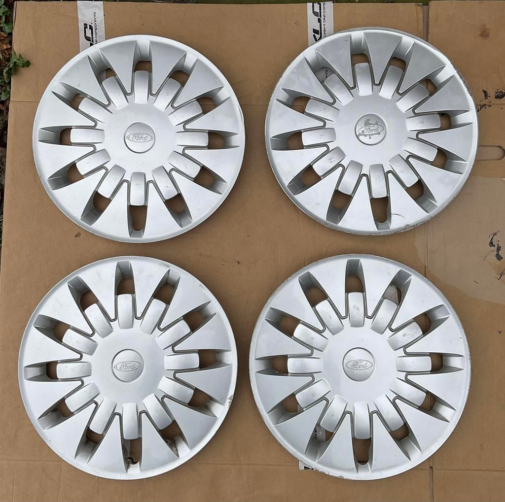 Ford Fiesta 14 inch wieldoppen, Auto diversen, Wieldoppen, Ophalen of Verzenden, Gebruikt