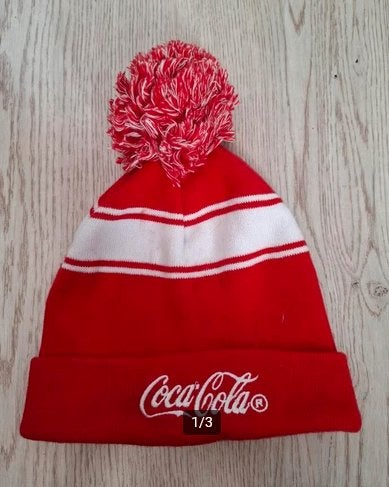 Coca Cola Beanie / muts te koop!, Ophalen of Verzenden, Zo goed als nieuw, Gebruiksvoorwerp