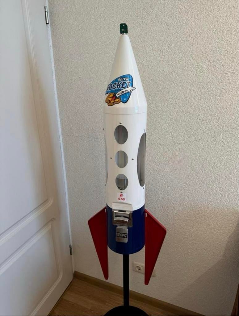 Vintage LYPC kauwgomballenautomaat Retro Rocket Raket, Ophalen, Zo goed als nieuw