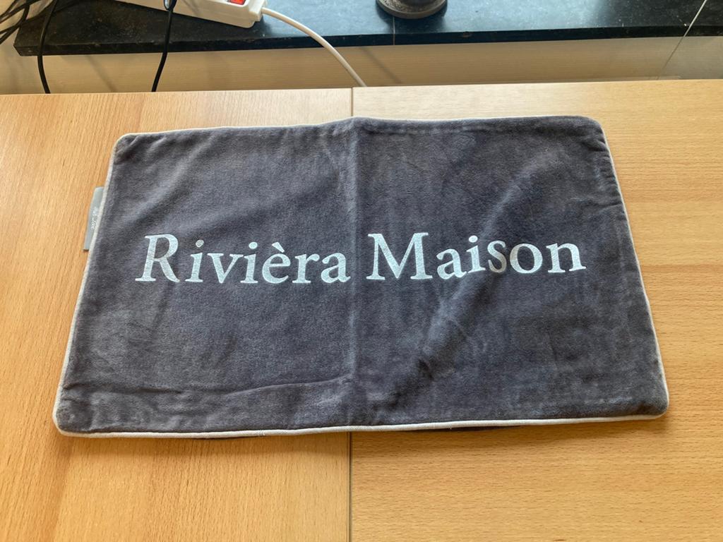 Te koop: Rivièra Maison kussenhoes grijs, Huis en Inrichting, Woonaccessoires | Kussens, Ophalen of Verzenden, Nieuw, Grijs, Rechthoekig