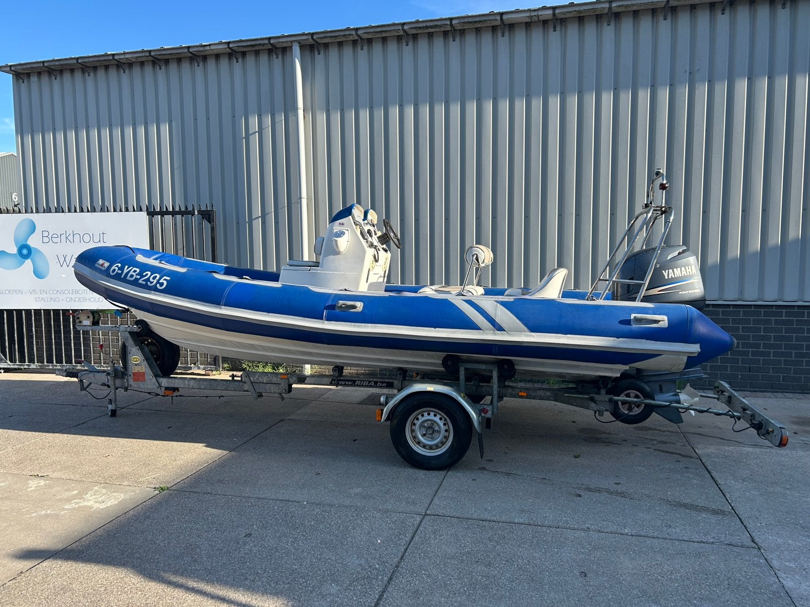 Foto 2 van Tekoop: avon 620 rib met 115 pk yamaha en trailer