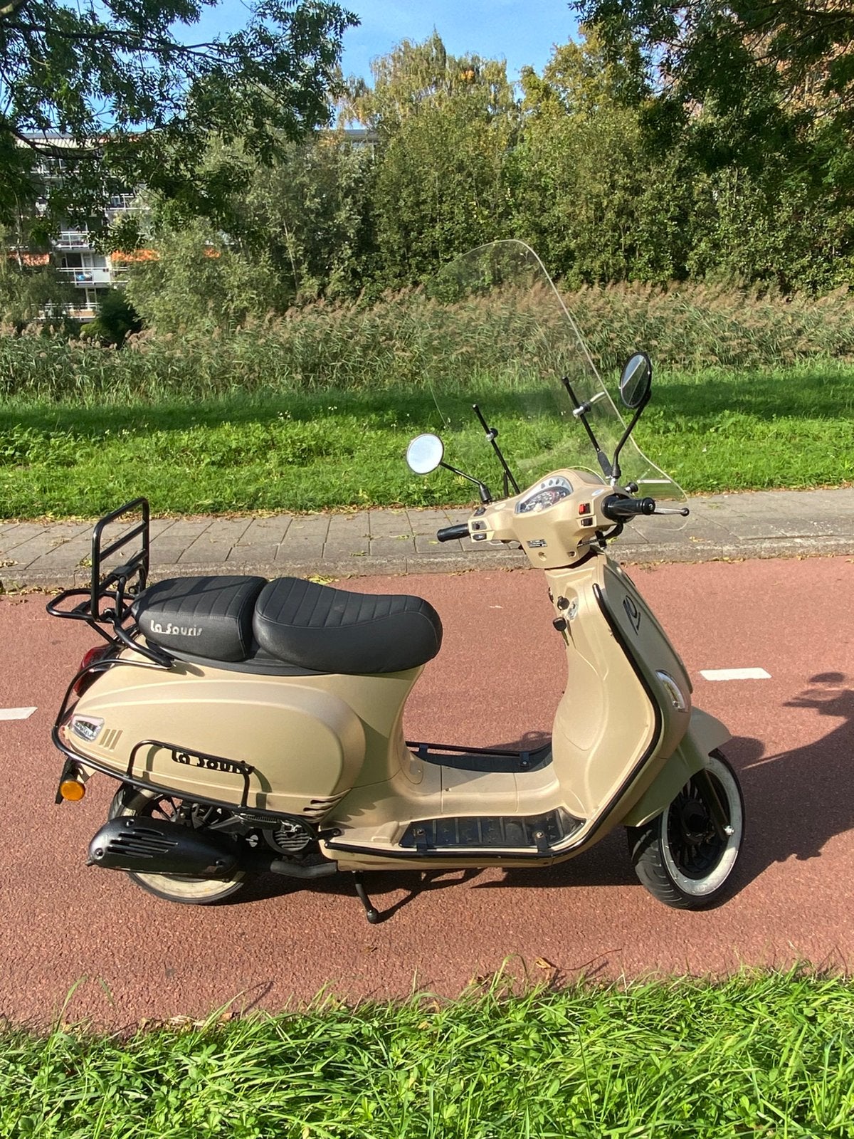 Vespa look a like La Souris Sourini R 2021 Geel 3029 km, Ophalen, Maximaal 45 km/u, La Souris, Sourini S, Zo goed als nieuw