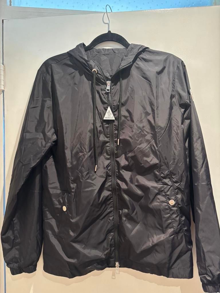Moncler jas met NFC scan, Ophalen, Zo goed als nieuw, Maat 46 (S) of kleiner, Zwart