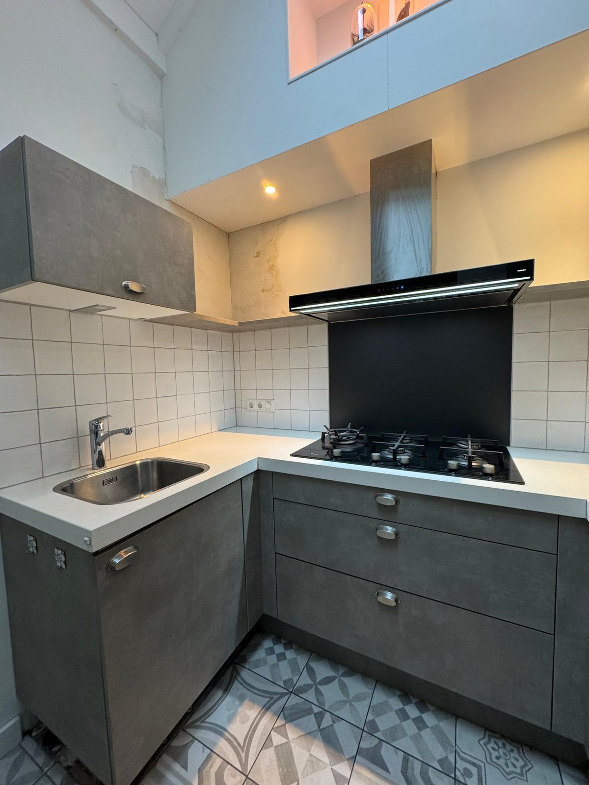 Complete Compacte Hoekkeuken + Apparatuur + GEDEMONTEERD, Huis en Inrichting, Keuken | Complete keukens, Ophalen of Verzenden
