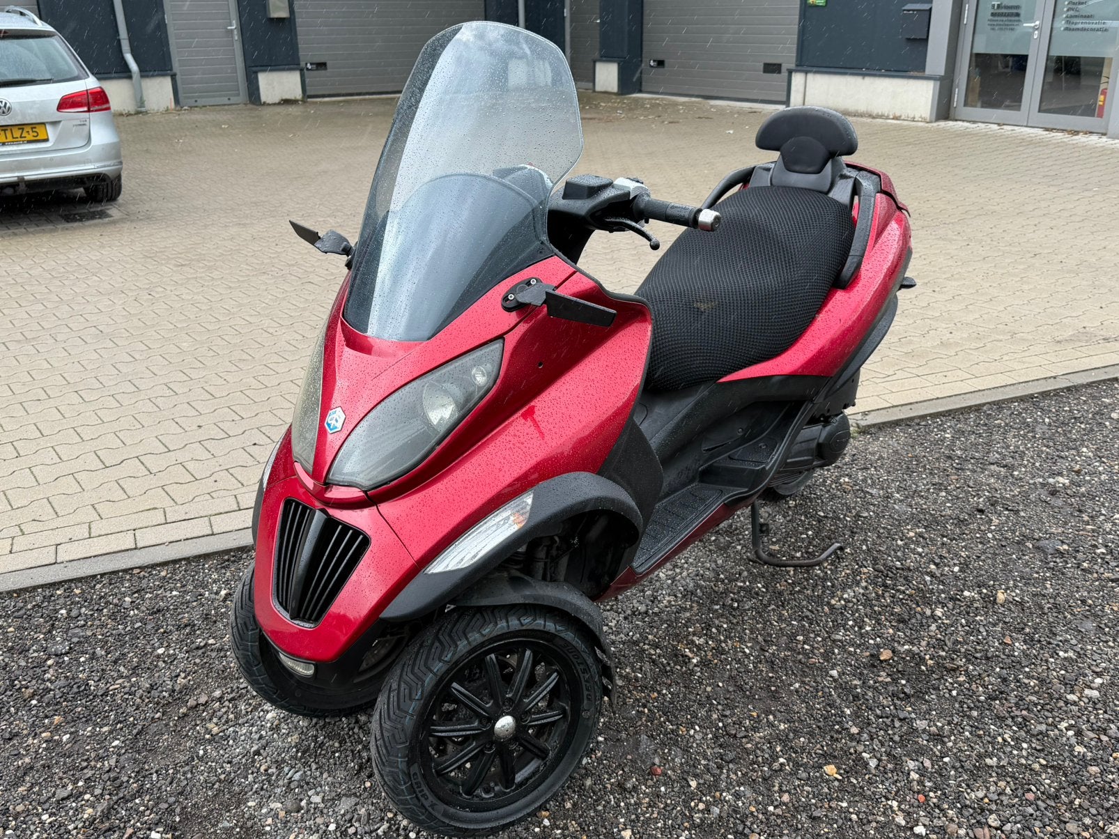 PIAGGIO MP3 300 LT Rood Lage-KM Motorscooter Motor Scooter, Motoren, Motoren | Piaggio, Scooter, Bedrijf