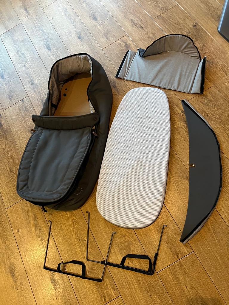 Joolz Geo2 reiswieg bekleding + matras (grijs), Gebruikt, Met reiswieg, Ophalen, Kinderwagen