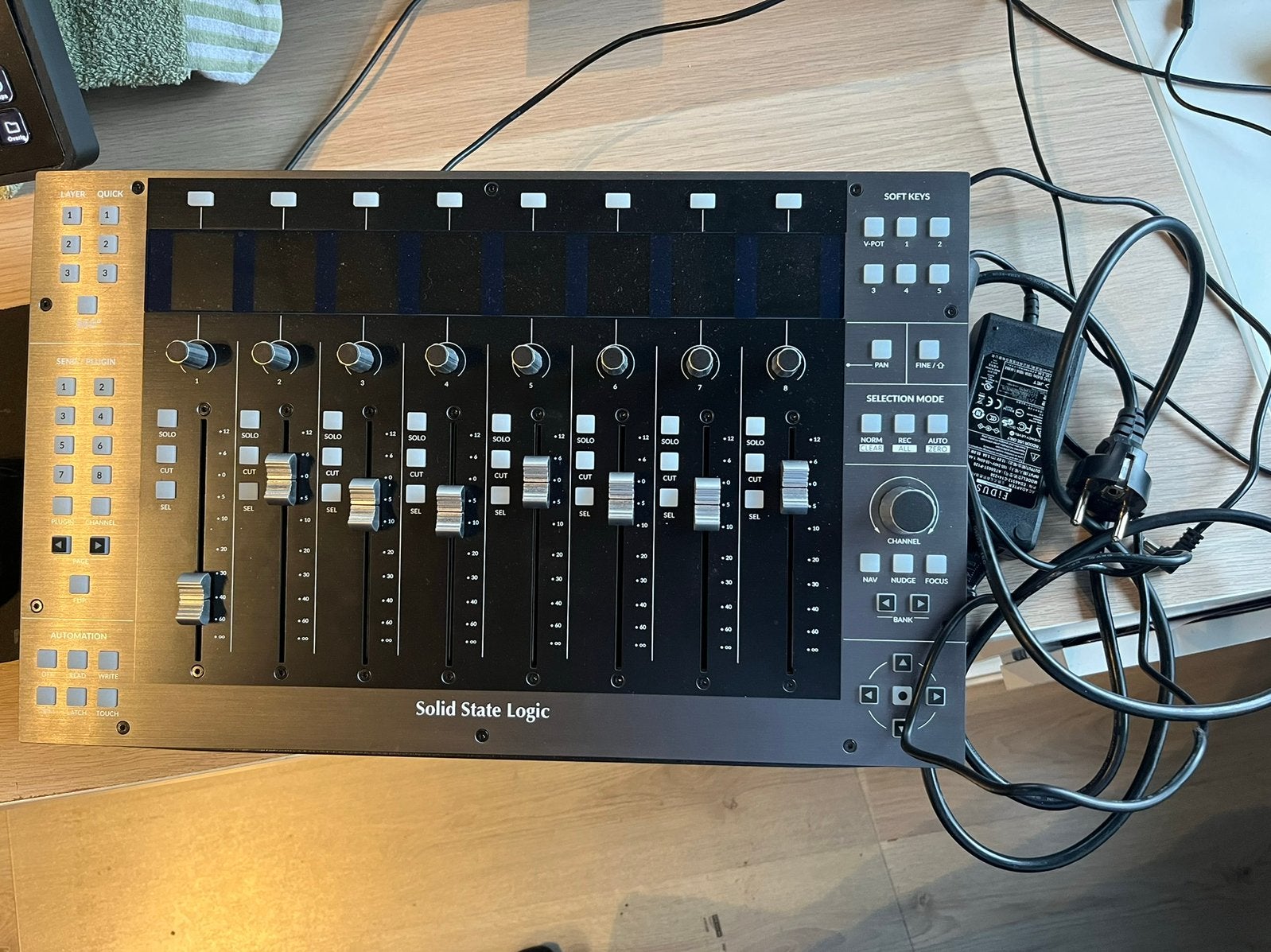SSL UF8, Muziek en Instrumenten, Mengpanelen, Ophalen of Verzenden, Gebruikt, 5 tot 10 kanalen