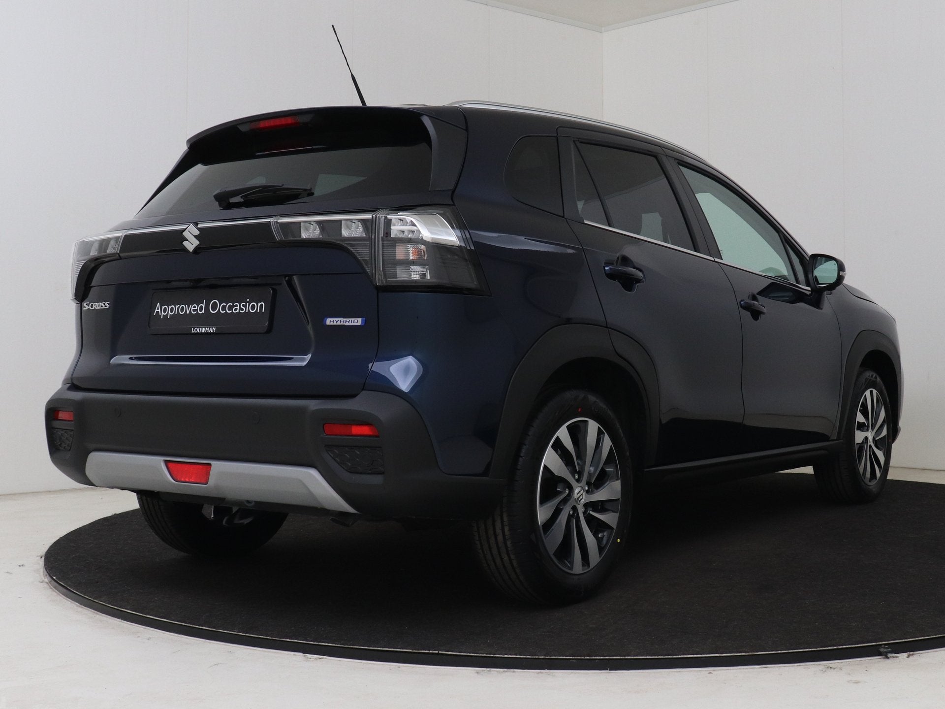 Suzuki S-Cross 1.4 Boosterjet Style Hybrid 10 jaar Fabrieksg, Auto's, 12 maanden, Zwart, 4 cilinders, Blauw