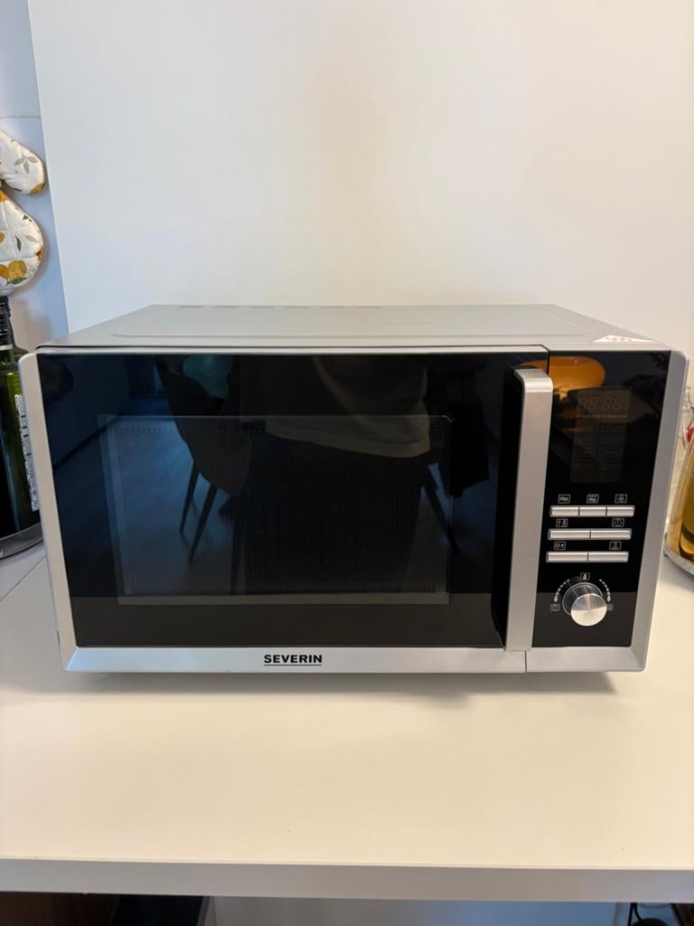 Severin combimagnetron, Witgoed en Apparatuur, Ovens, Ophalen, Zo goed als nieuw, Draaiplateau, Minder dan 45 cm