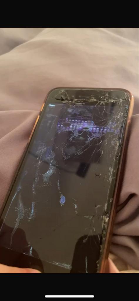 Kapotte iPhone 7, Telecommunicatie, Mobiele telefoons | Apple iPhone, Gebruikt, 89 %, Verzenden, Zwart