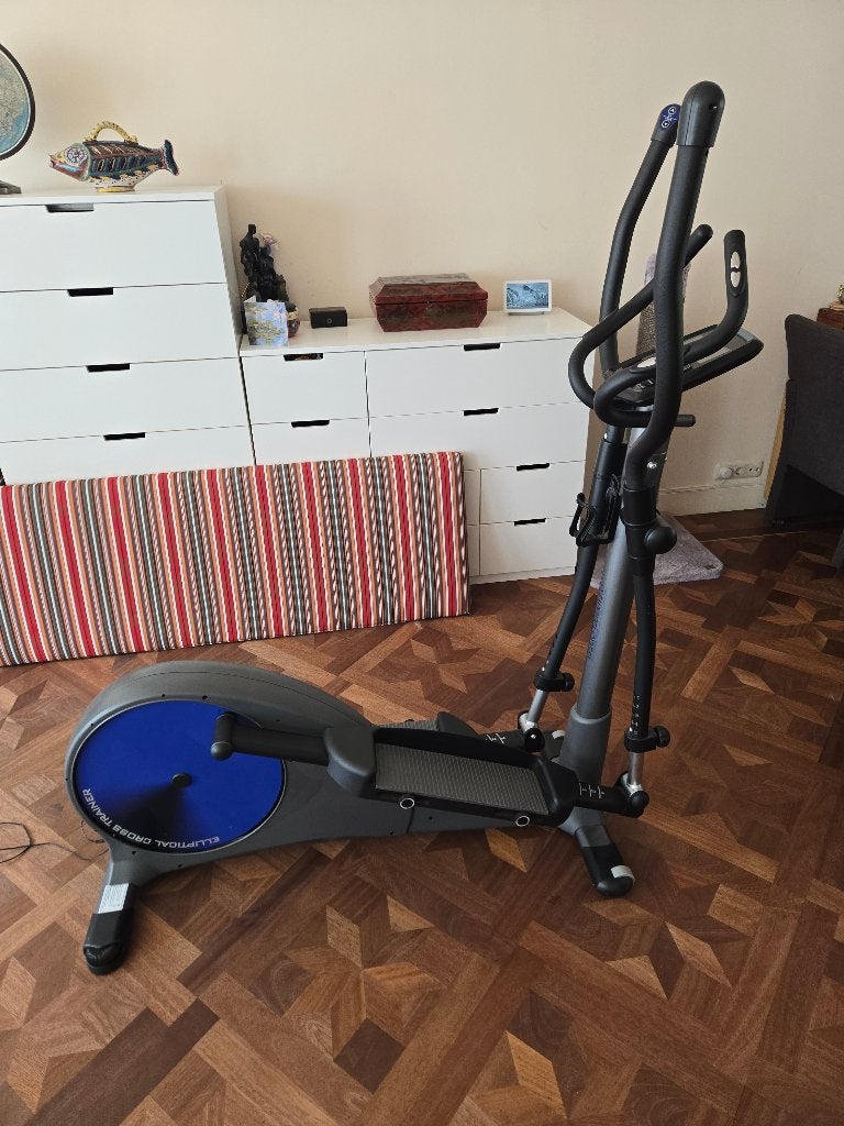 GRATIS Crosstrainer Infinity VG50 bijna nieuw, Ophalen, Overige materialen, Benen, Zo goed als nieuw