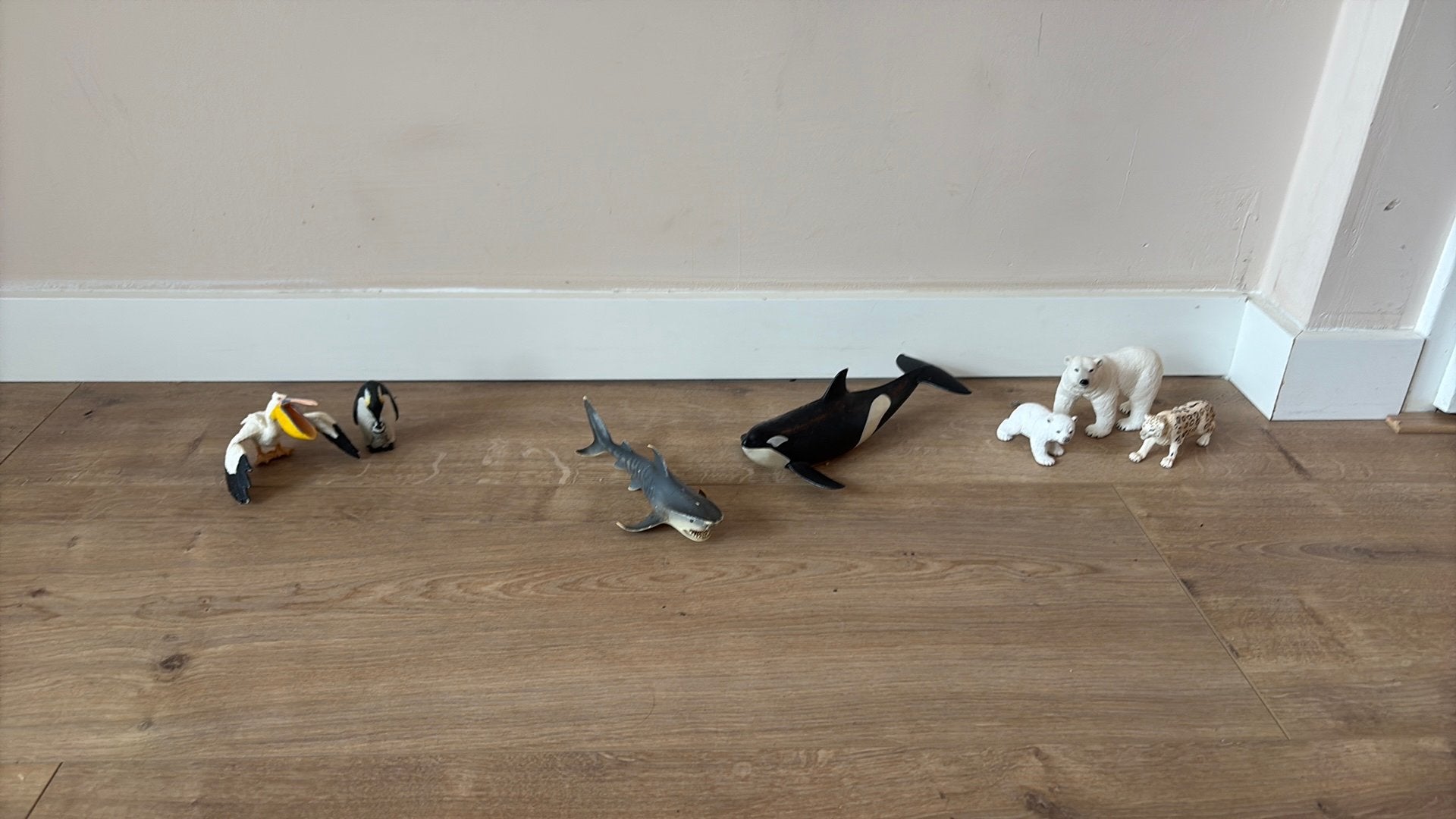 Dierenfiguren: Orka, haai, pinguïn, pelikaan, ijsberen, Ophalen of Verzenden, Gebruikt, Jongen of Meisje