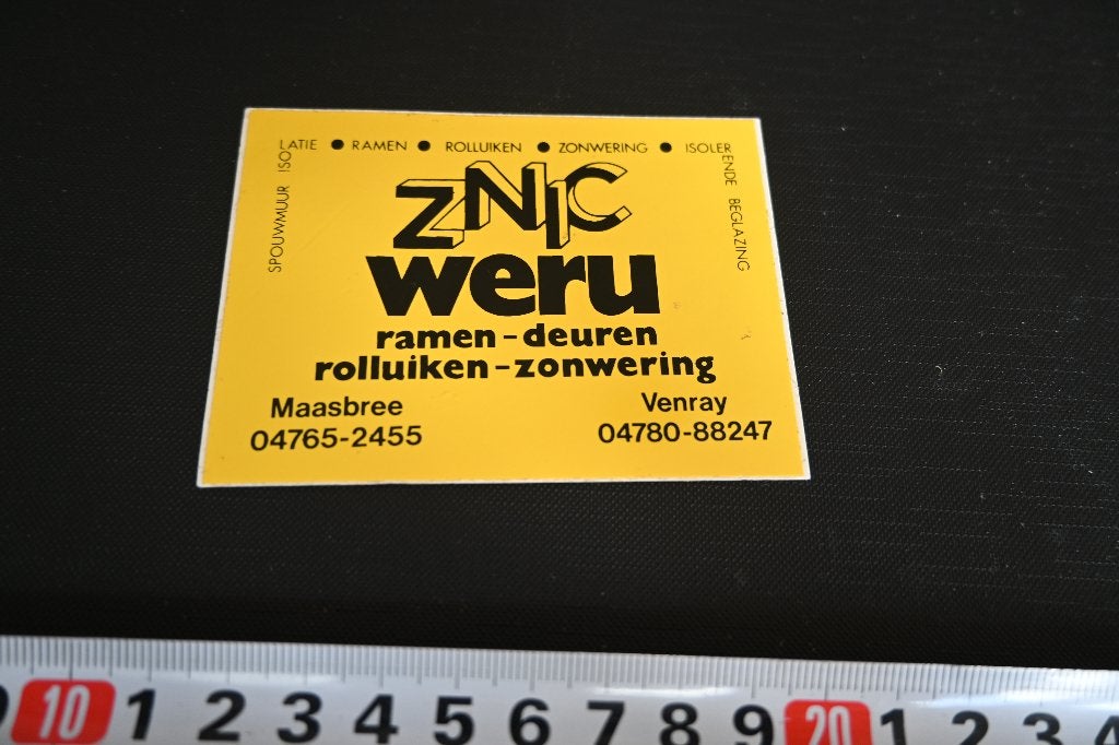sticker Maasbree Venray ZNIC WERU ramen deuren rolluiken zon, Verzamelen, Stickers, Ophalen, Zo goed als nieuw