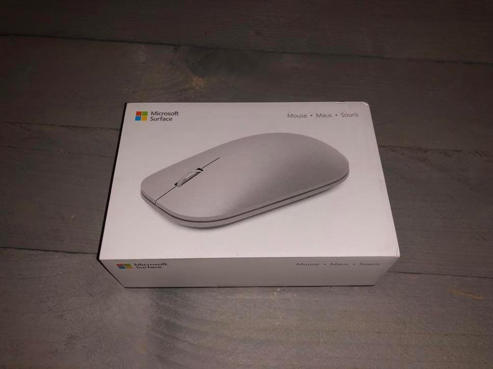Microsoft Surface Mouse - Nieuw in doos, Muis, Nieuw, Ophalen of Verzenden, Draadloos