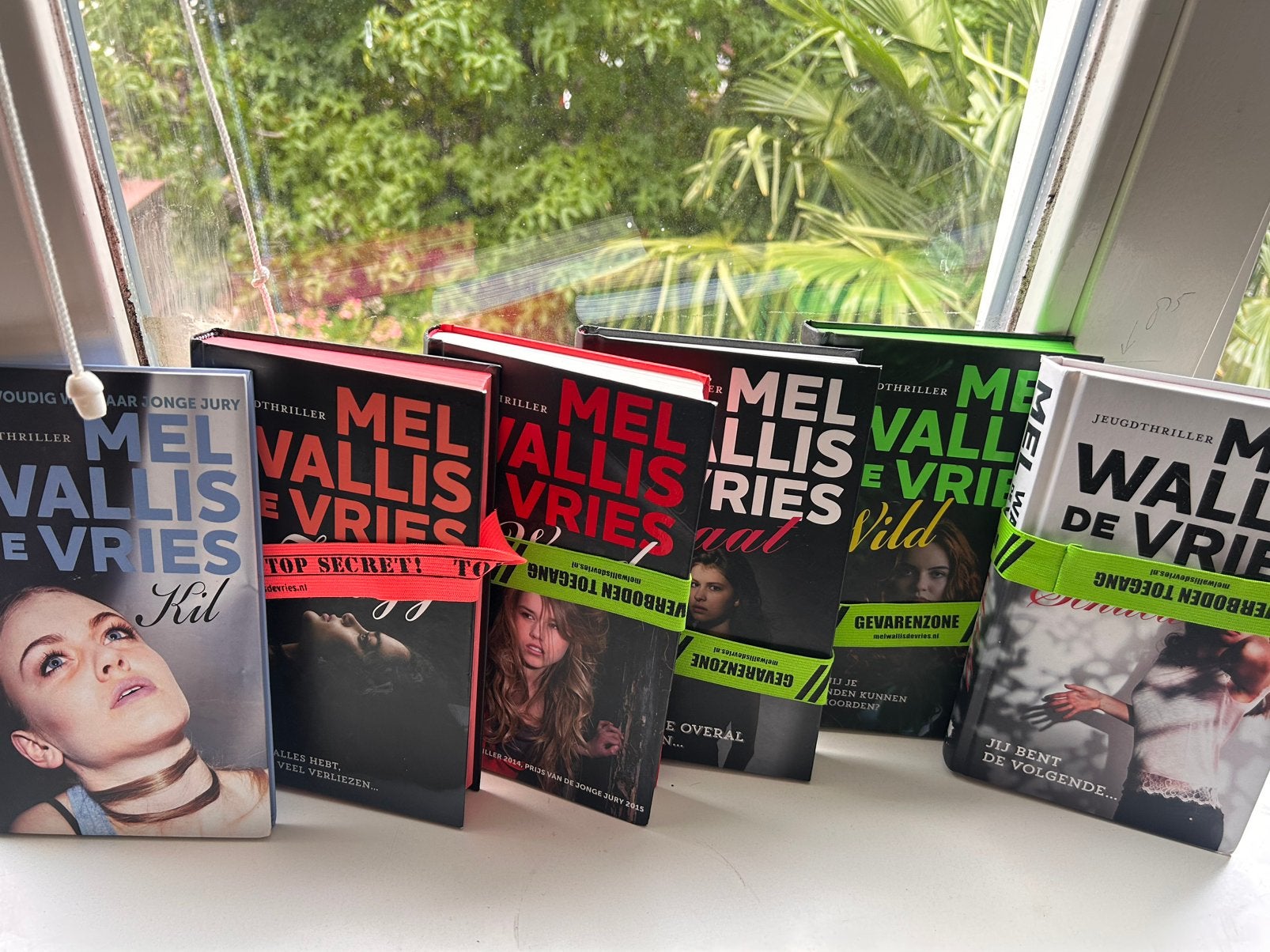 6 boeken van Mel Wallis de Vries – €30, Ophalen, Zo goed als nieuw