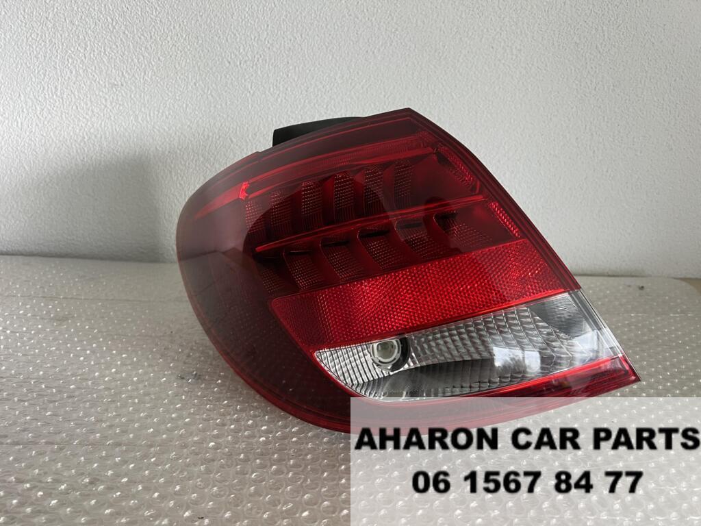 W246 LED Achterlicht Links A2469068100 MOPF facelift Ori 122, Auto-onderdelen, Verlichting, Gebruikt, Ophalen of Verzenden