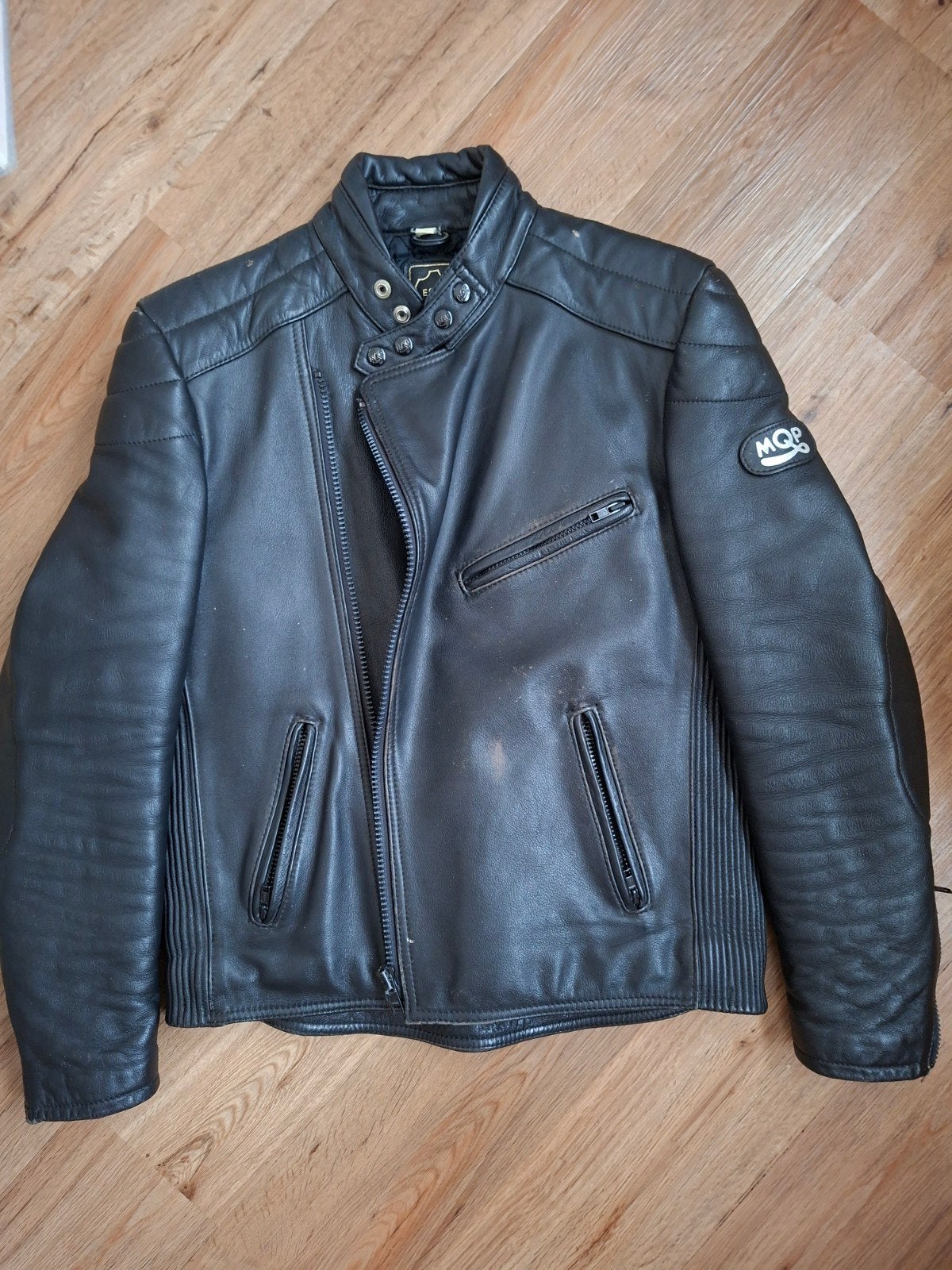 Leren MQP heren motorjas!, Motoren, Kleding | Motorkleding, Ophalen, Tweedehands, Heren, Jas | leer