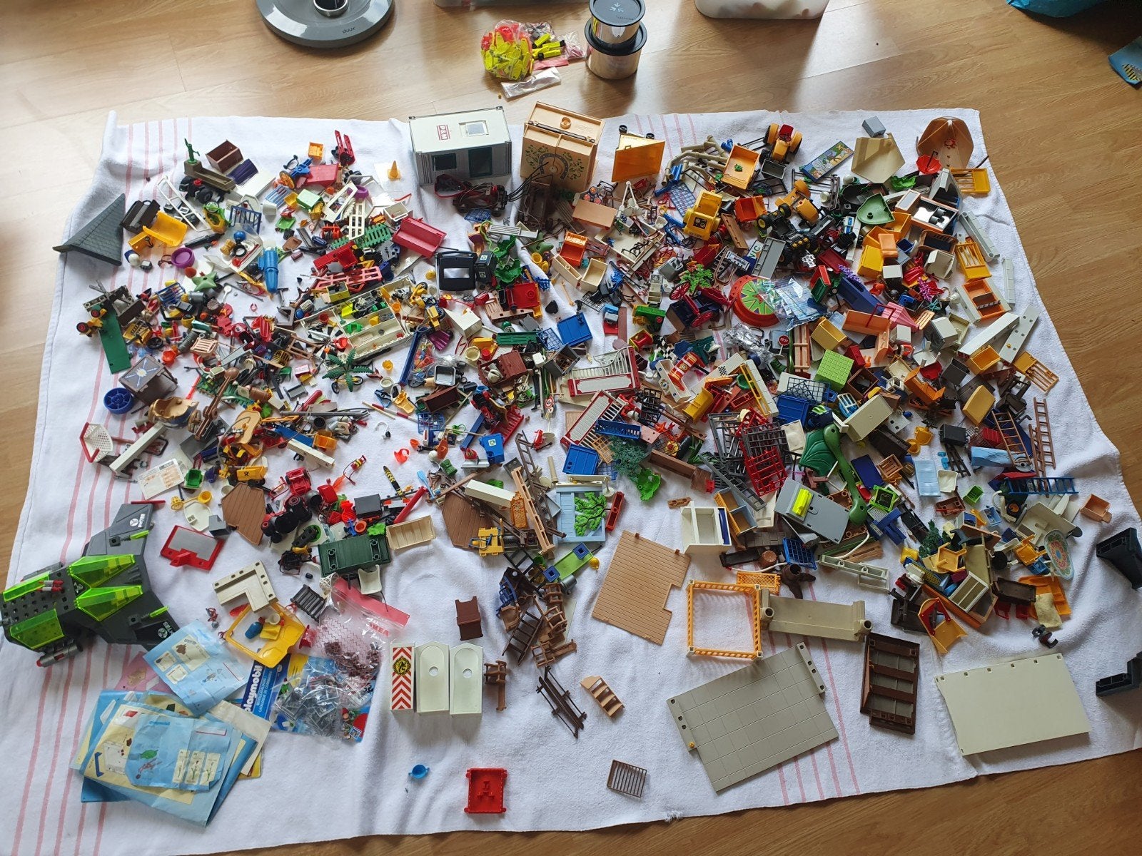 Grote partij playmobil heel veel playmobil onderdelen, Kinderen en Baby's, Speelgoed | Playmobil, Ophalen, Gebruikt, Los playmobil