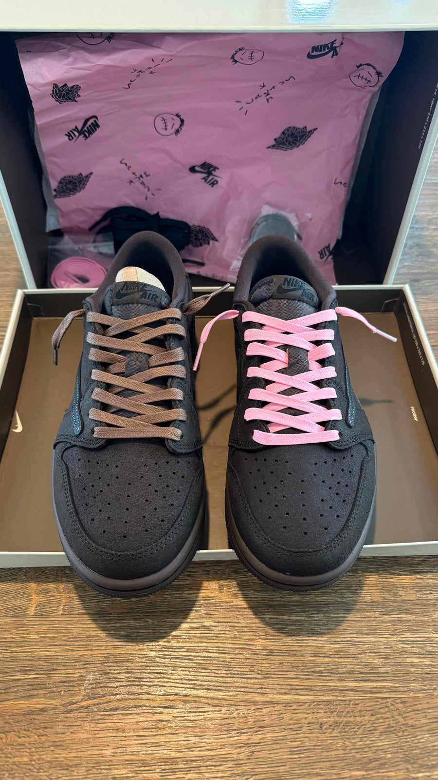 Nike Air Jordan 1 Low Travis Scott Black Phantom maat 46, Bruin, Nieuw, Ophalen of Verzenden, Sneakers of Gympen