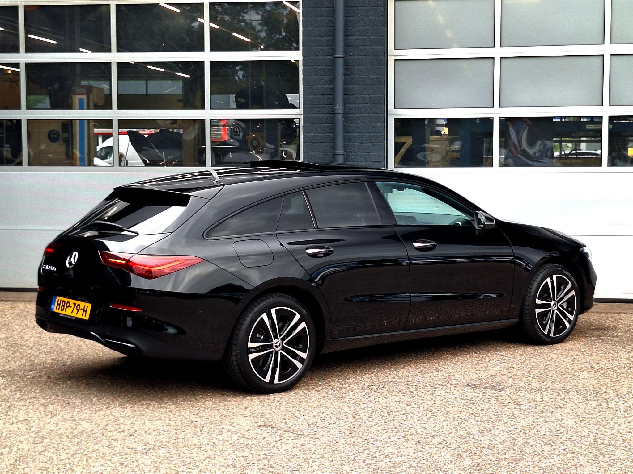 Mercedes-Benz CLA-klasse Shooting Brake 250 e Star Edition |, CLA, Gebruikt, Leder en Stof, Zwart