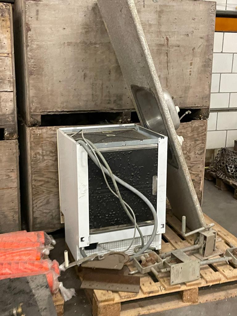 Aanrechtblad met spoelbak + vaatwasser, Huis en Inrichting, Keuken | Complete keukens, Ophalen, Gebruikt, Overige typen, Hoogglans of Gelakt